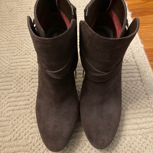 Tommy Hilfiger brown suede platform boots size 6 - Picture 3 of 7